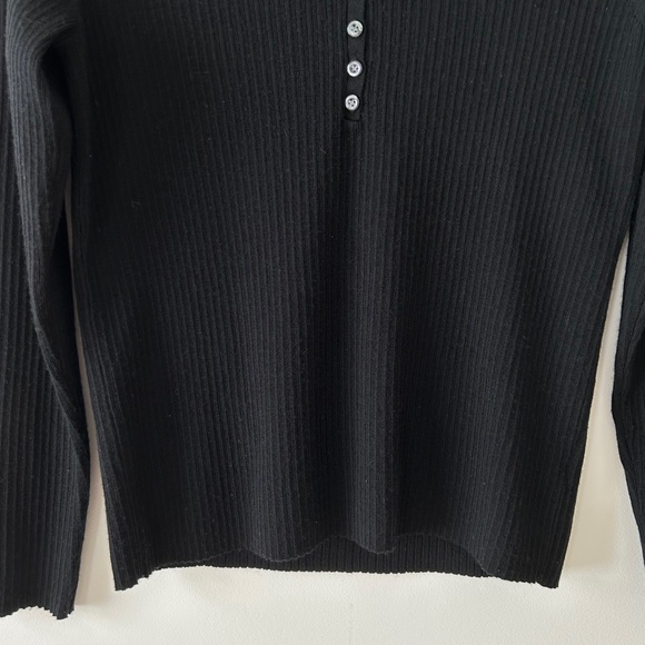 3/$20🌻Charter Club Black Wool Ribbed Henley V-Neck Sweater - Picture 3 of 16